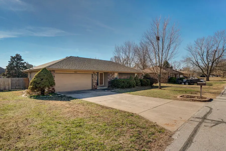 2444 W Swallow Street, Springfield, MO 65810 - Image #2