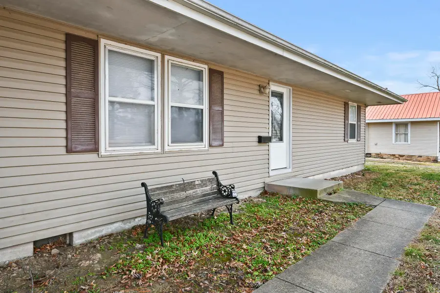 112 W Olive Street, El Dorado Springs, MO 64744 - Image #2