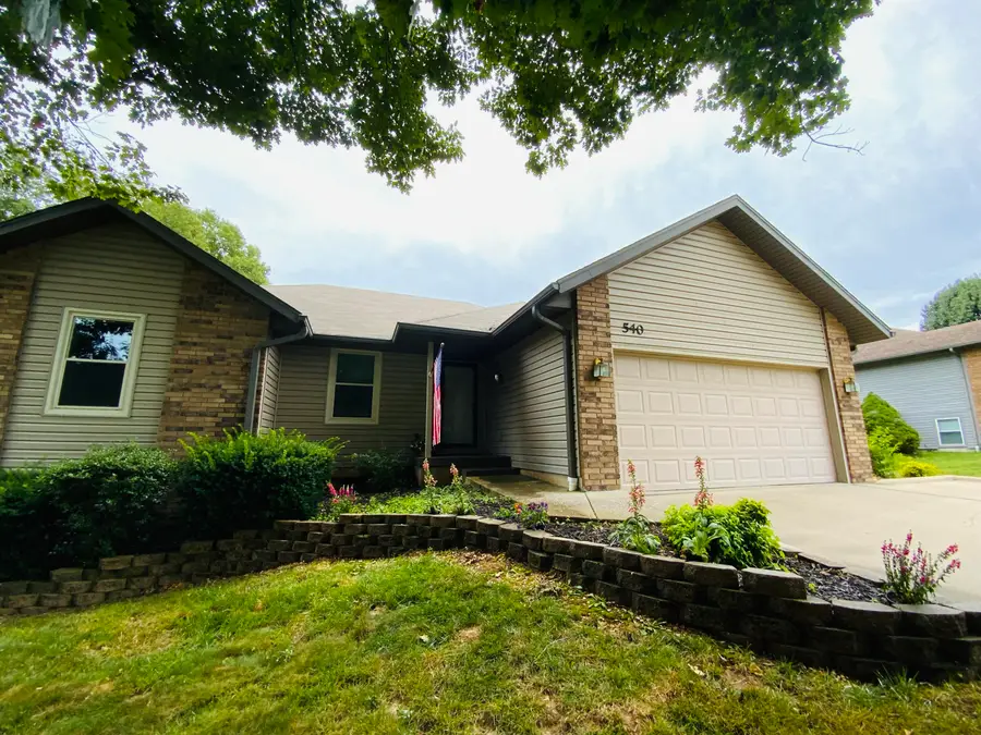 540 S Hickory Drive, Springfield, MO 65809 - Image #3