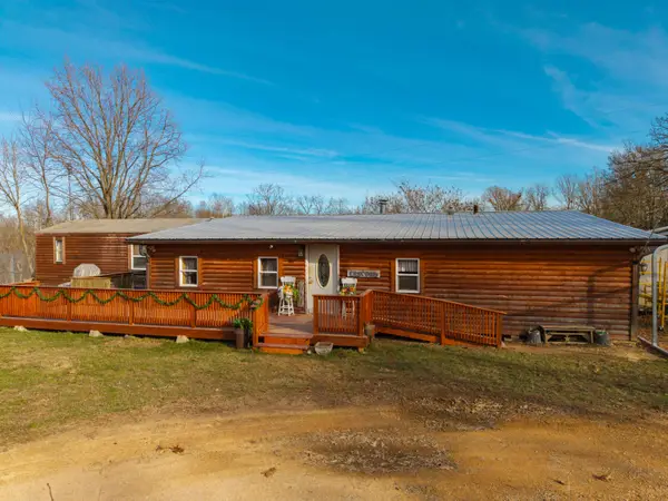 7828 St George Road, Hartville, MO 65667