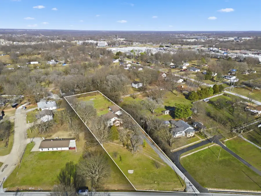 2005 W Melville Road, Springfield, MO 65803 - Image #2