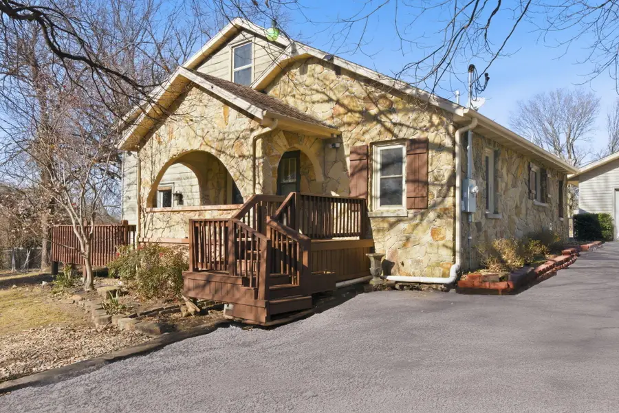 2005 W Melville Road, Springfield, MO 65803 - Image #3