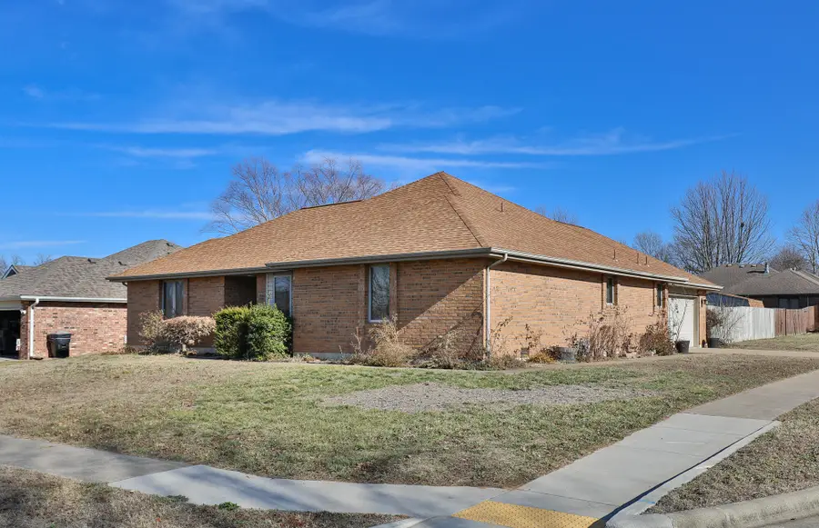 3770 S Lexus Avenue, Springfield, MO 65807 - Image #2