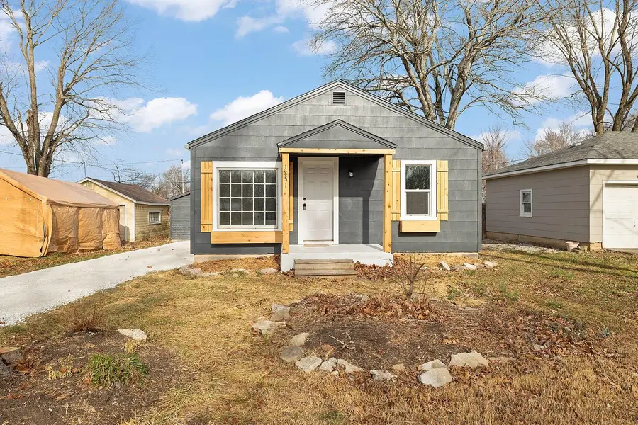 1851 E Monroe Street, Springfield, MO 65802 - Image #2