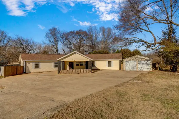 1565 E Briar Street, Springfield, MO 65804