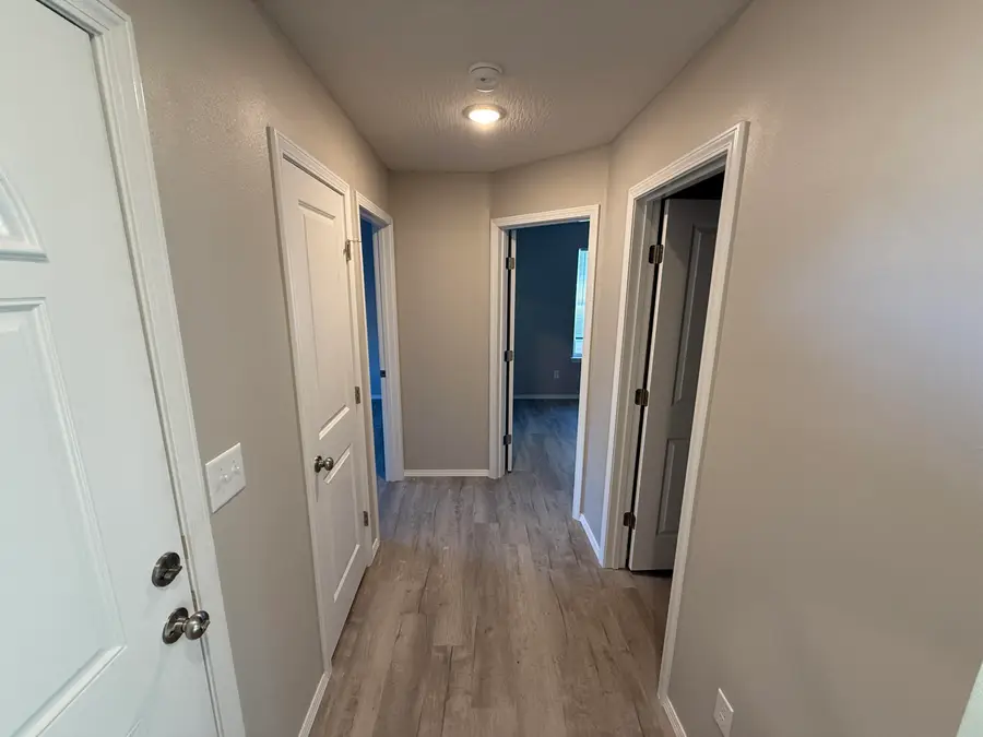 3426 N Nixon Avenue, Springfield, MO 65803 - Image #2