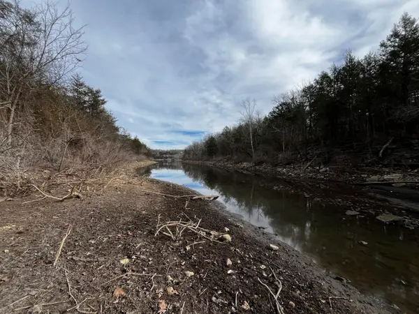 000 Cougar Lane, Eagle Rock, MO 65641