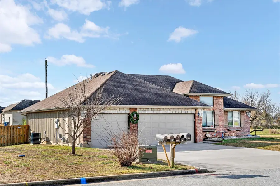 4544 Somerset Drive, Battlefield, MO 65619 - Image #2