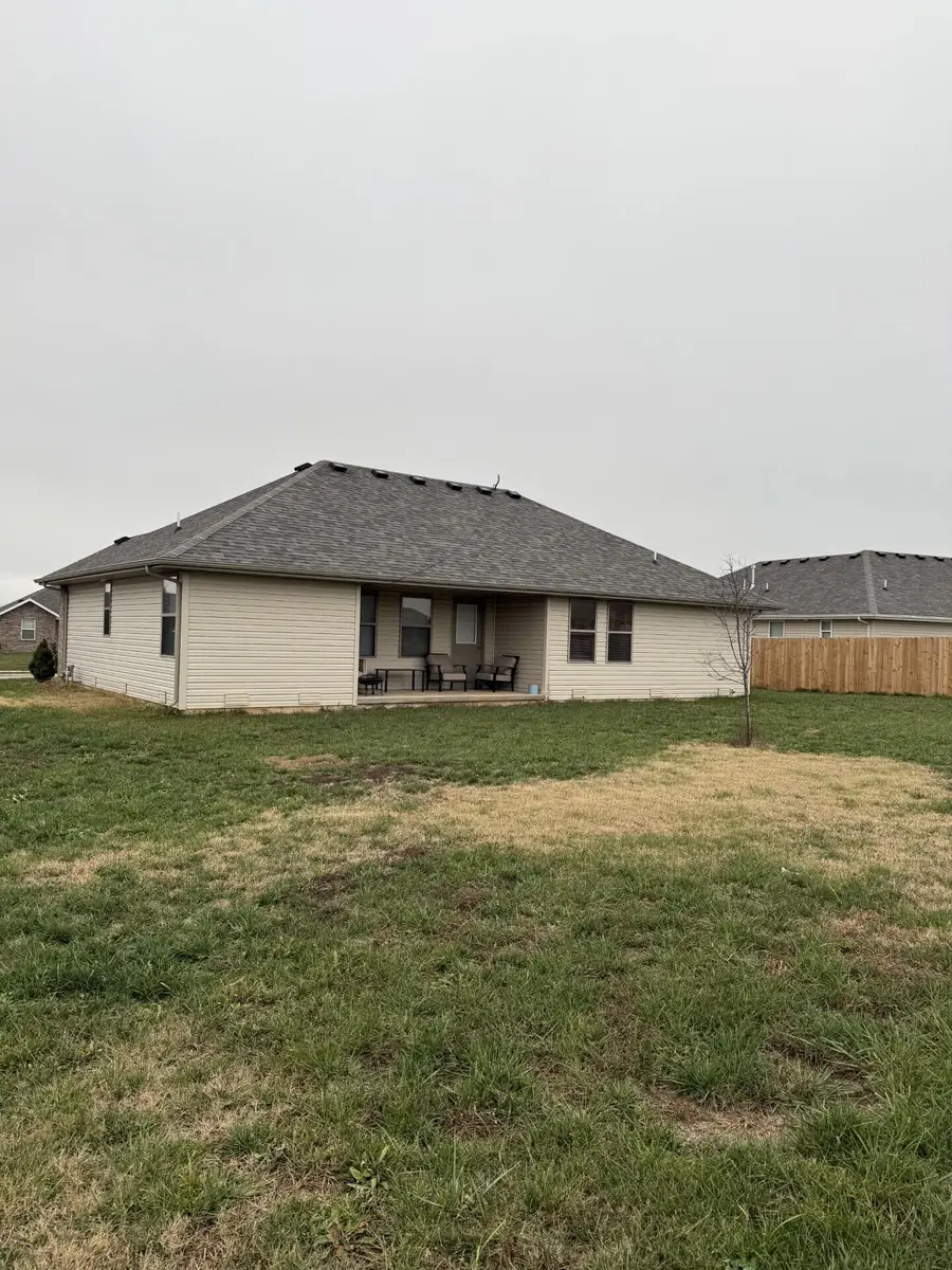 478 E Melton Road, Ozark, MO 65721 - Image #2