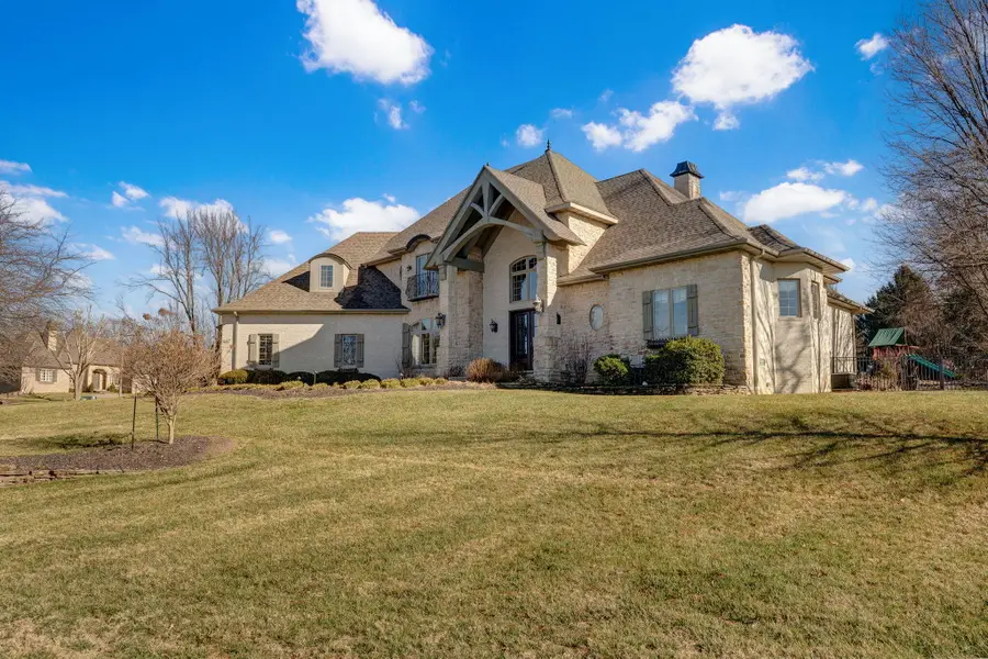 4552 E Spruce Drive, Springfield, MO 65809 - Image #2