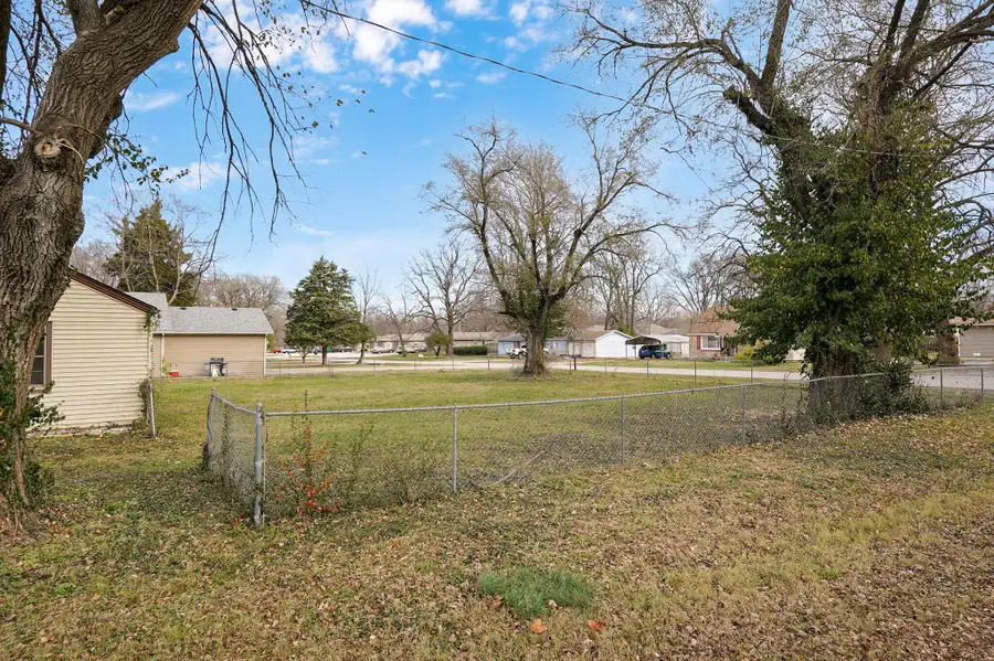 2353 E Locust Street, Springfield, MO 65803 - Image #3