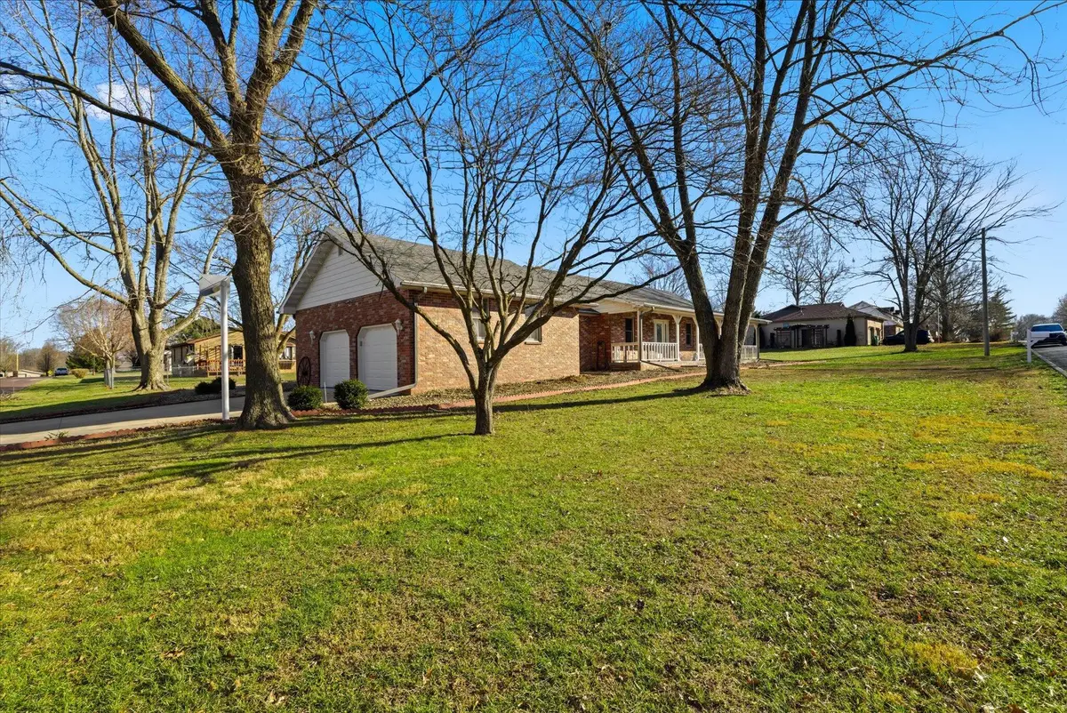 1208 Hubbard Street, Mountain Grove, MO 65711 - Image #1