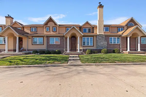 2327 W Butterfield Road, Springfield, MO 65807