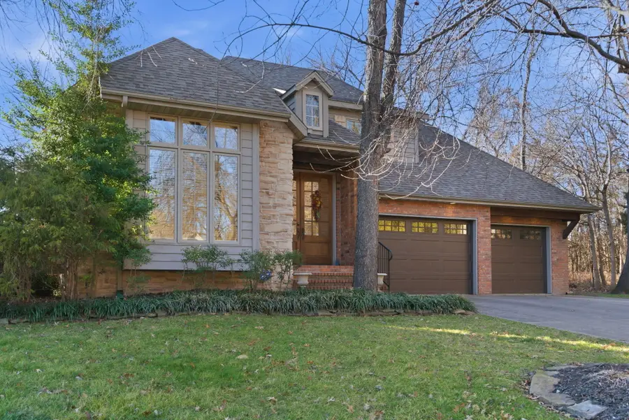 4909 S Old Oak Way, Springfield, MO 65810 - Image #2