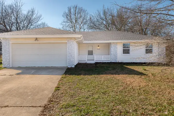 3675 S Blackburn Court, Springfield, MO 65807