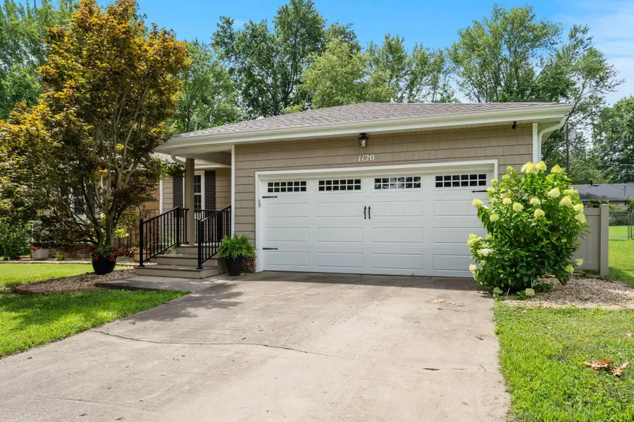 1120 E Oak Tree Lane, Springfield, MO 65810 - Image #3