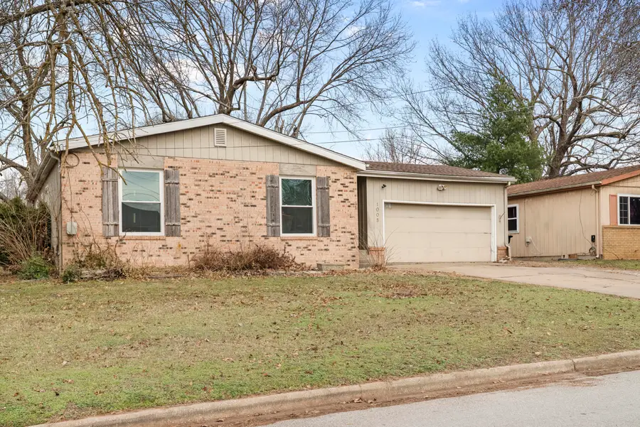 1005 E Mcclernon Street, Springfield, MO 65803 - Image #2