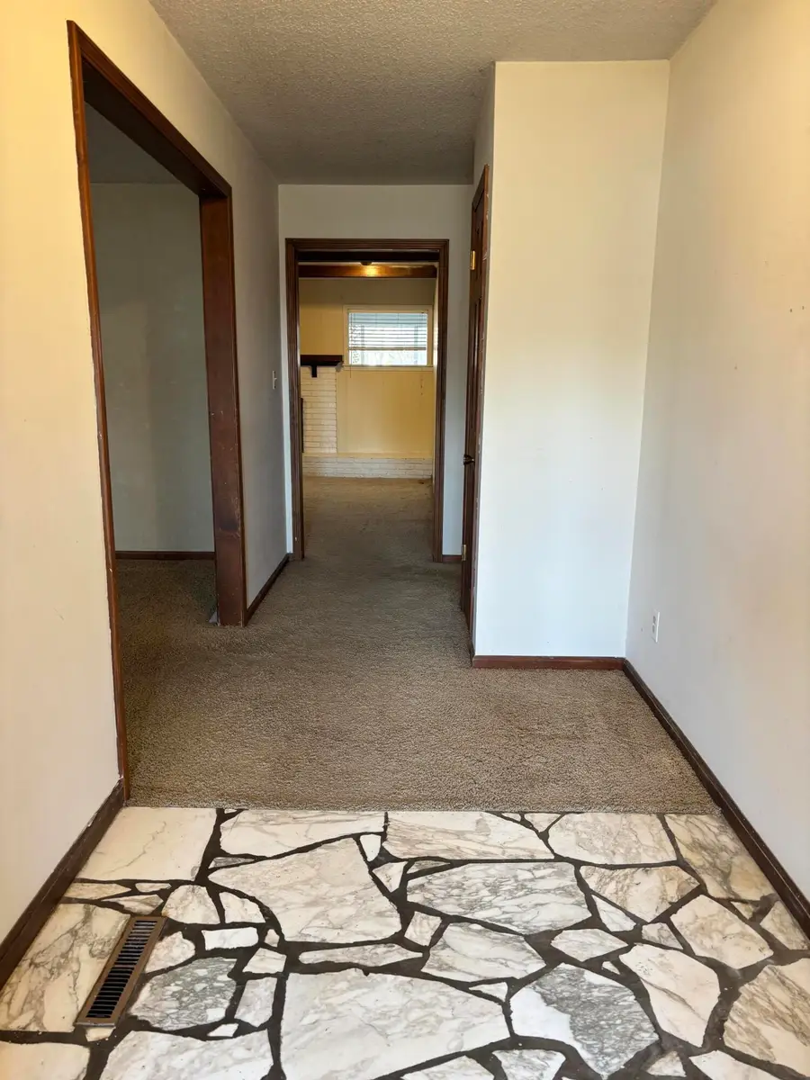 846 S Barnes Avenue, Springfield, MO 65802 - Image #3