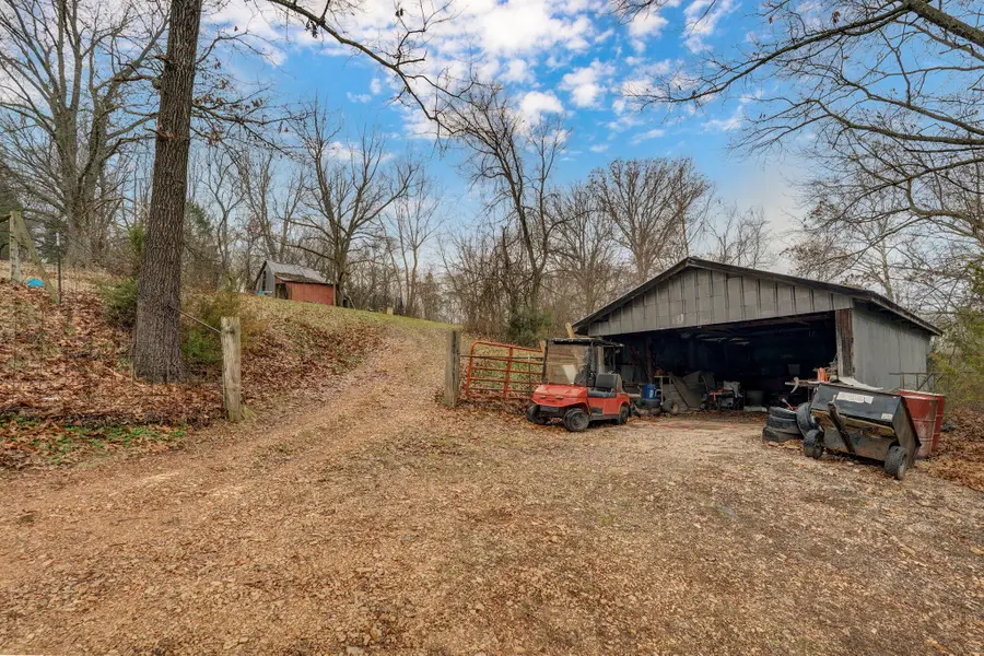 300 Lane Branch Road, Crane, MO 65633 - Image #3