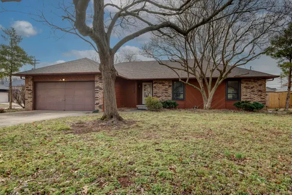 1306 W Lasalle Street, Springfield, MO 65807