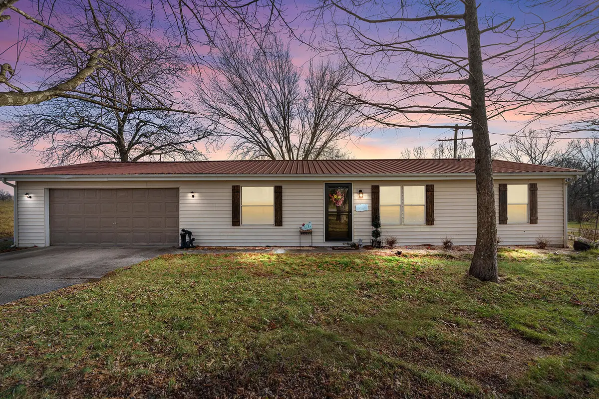 20382 Farm Road 1100, Cassville, MO 65625 - Image #1