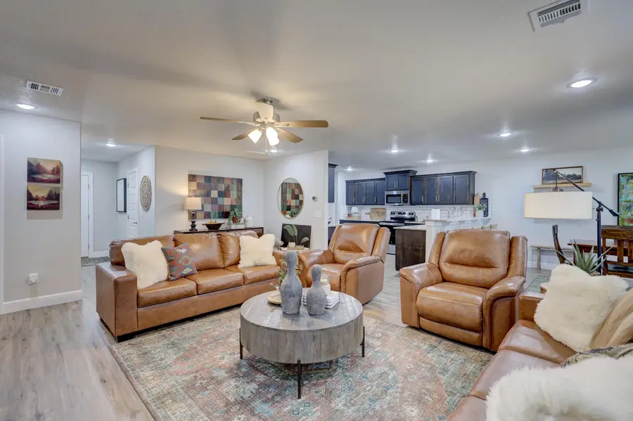 905 Durward Hall Drive, Carthage, MO 64836 - Image #2