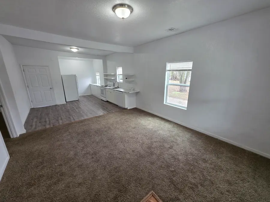 822 N Ash Street, Nevada, MO 64772 - Image #3