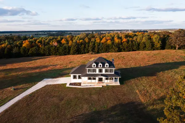 10205 Webster County Line Road, Conway, MO 65632