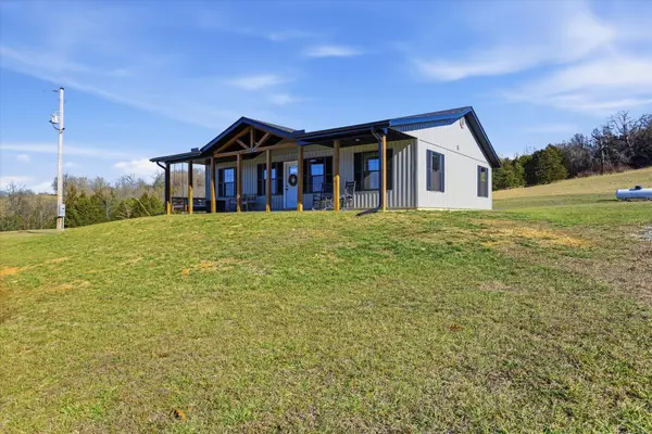 3202 London Road, Mansfield, MO 65704