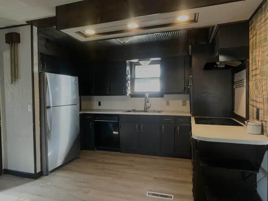 501 N Busch Street, Mountain Grove, MO 65711 - Image #3