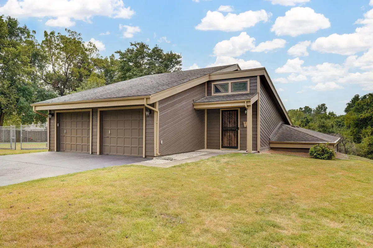 530 E Miller Road, Republic, MO 65738 - Image #1