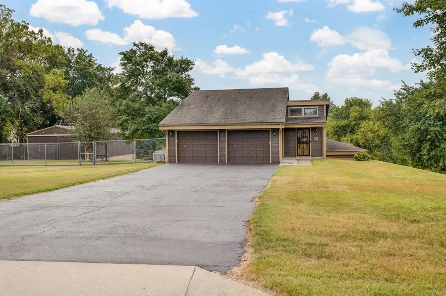 530 E Miller Road, Republic, MO 65738 - Image #3
