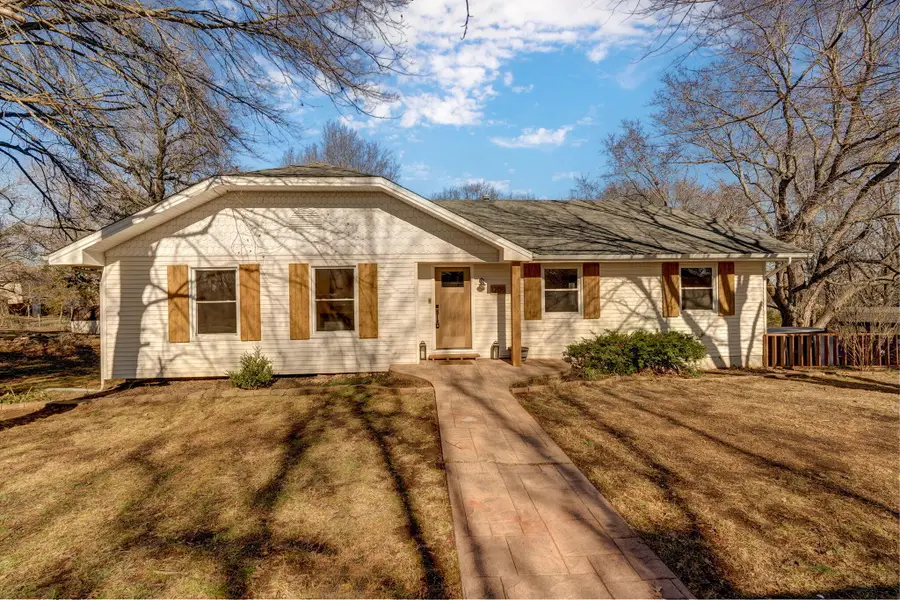 1205 E Samuel J Street, Ozark, MO 65721 - Image #2