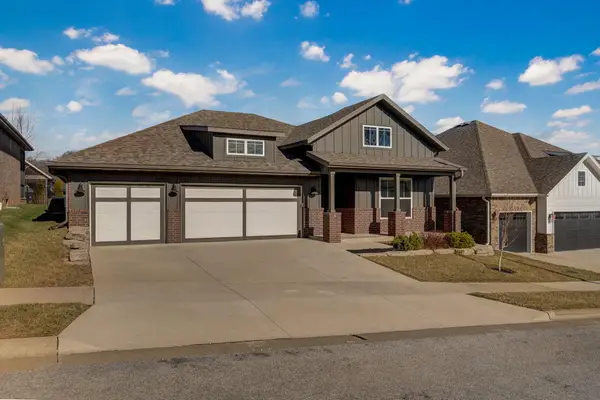 3801 E Hutcheson Avenue, Springfield, MO 65802