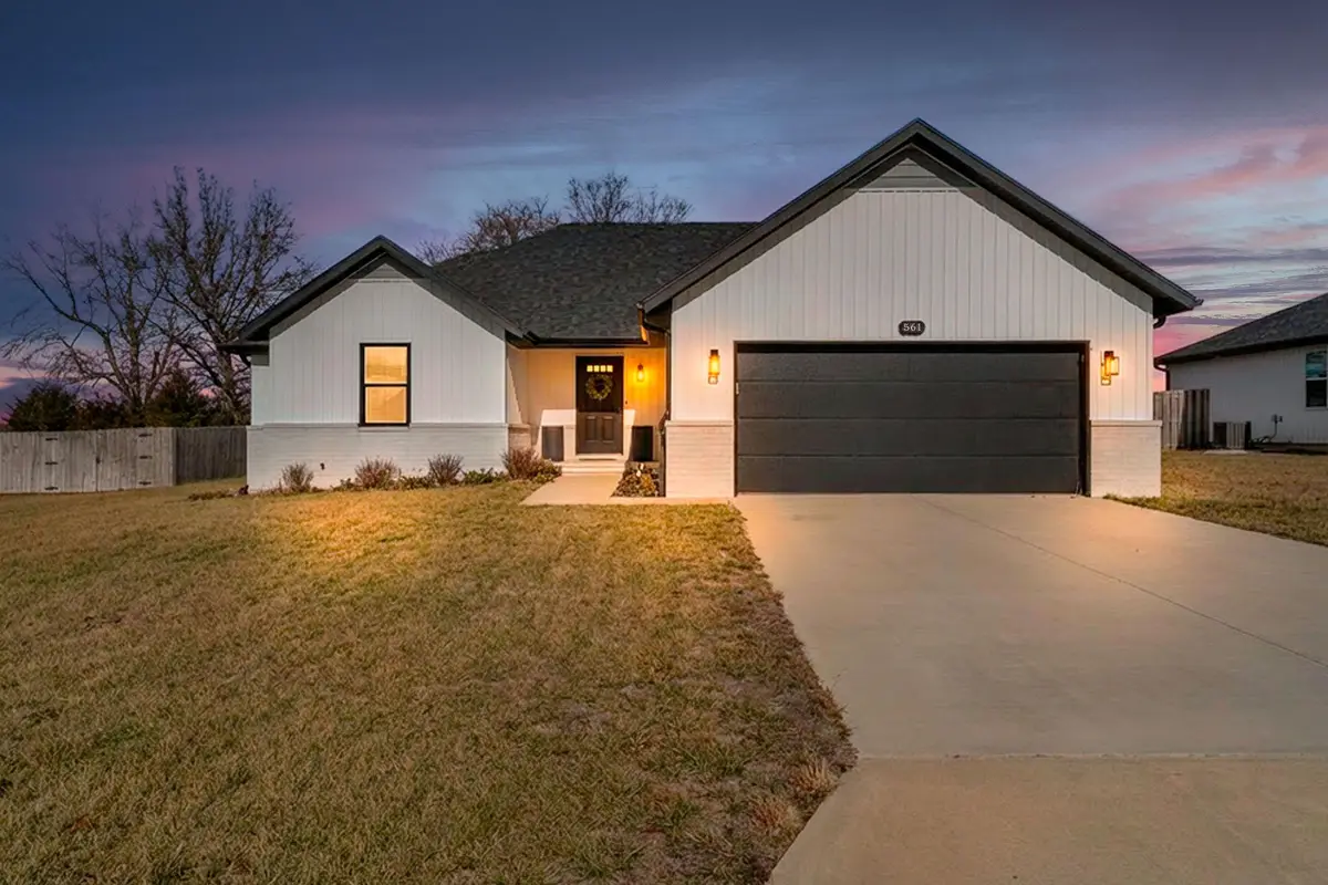 561 Fox Creek Road, Rogersville, MO 65742 - Image #1