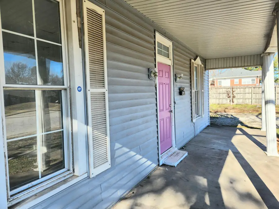 819 S Pike Avenue, Bolivar, MO 65613 - Image #2