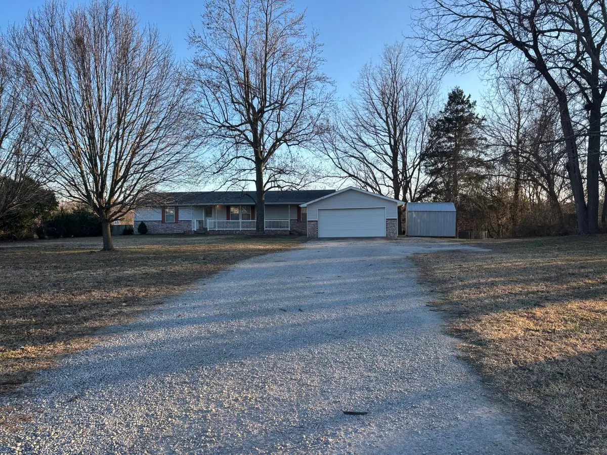 4130 E Zora Street, Webb City, MO 64870 - Image #1