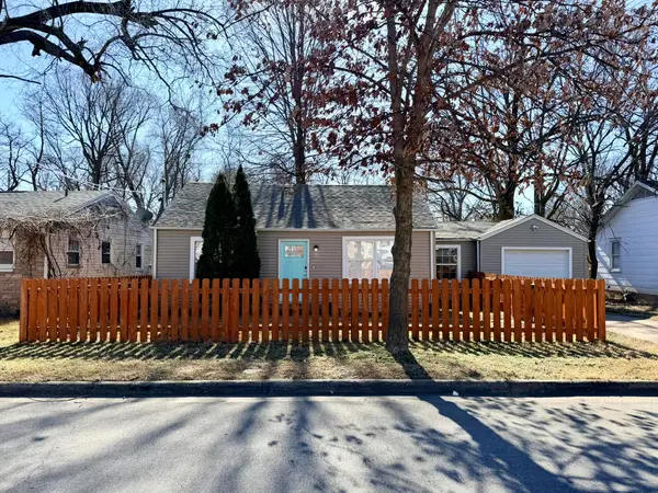 312 E Whiteside Street, Springfield, MO 65807