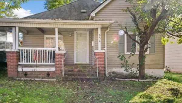 832 W Calhoun Street, Springfield, MO 65802