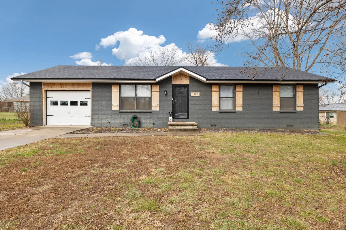 1005 N 13th Avenue, Ozark, MO 65721 - Image #1