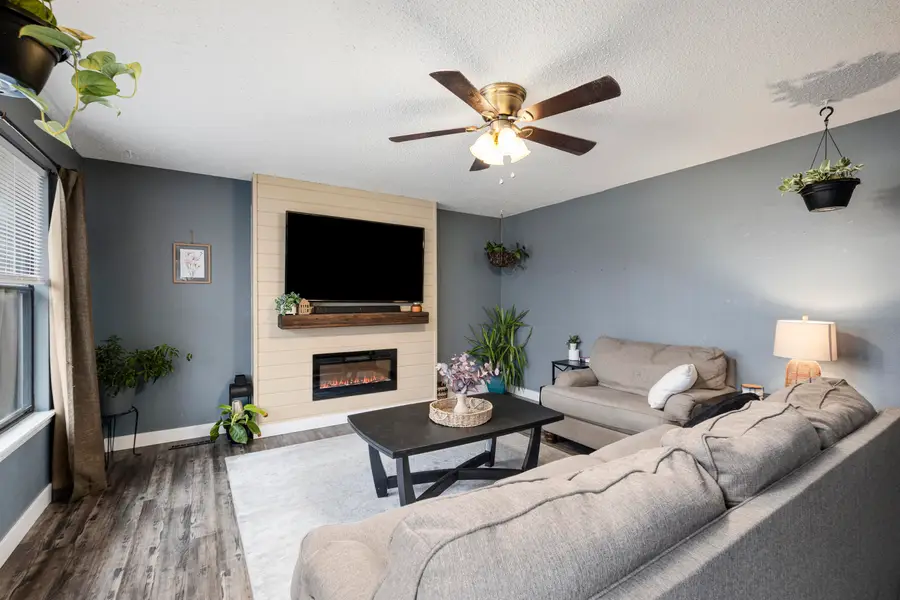 1005 N 13th Avenue, Ozark, MO 65721 - Image #2