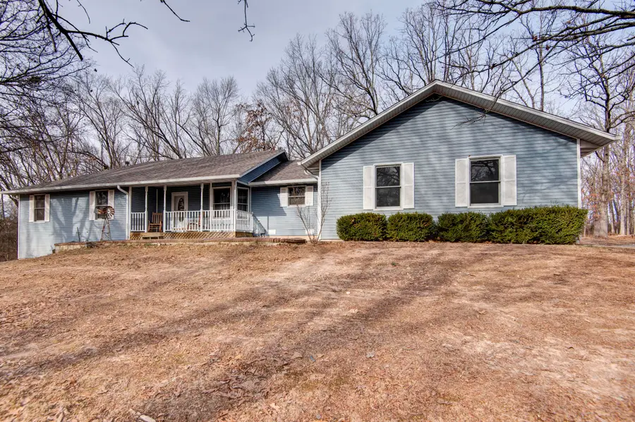 8965 E Division Street, Strafford, MO 65757 - Image #2
