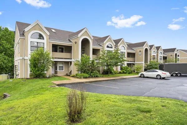 318 Wimbledon Drive #12, Branson, MO 65616