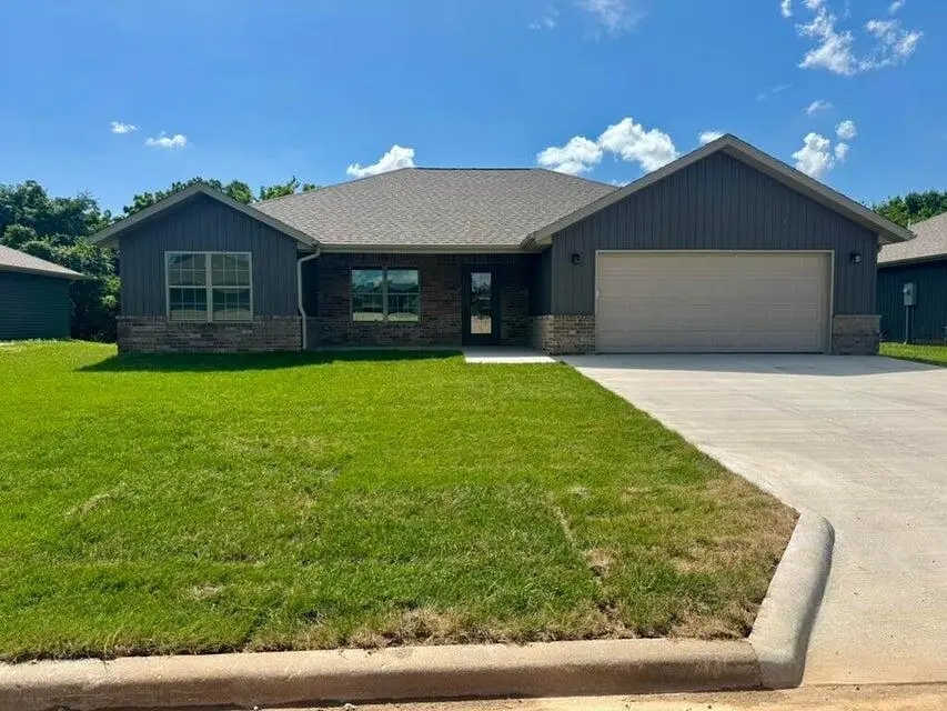 1520 Ridgemont Avenue, Monett, MO 65708 - Image #2