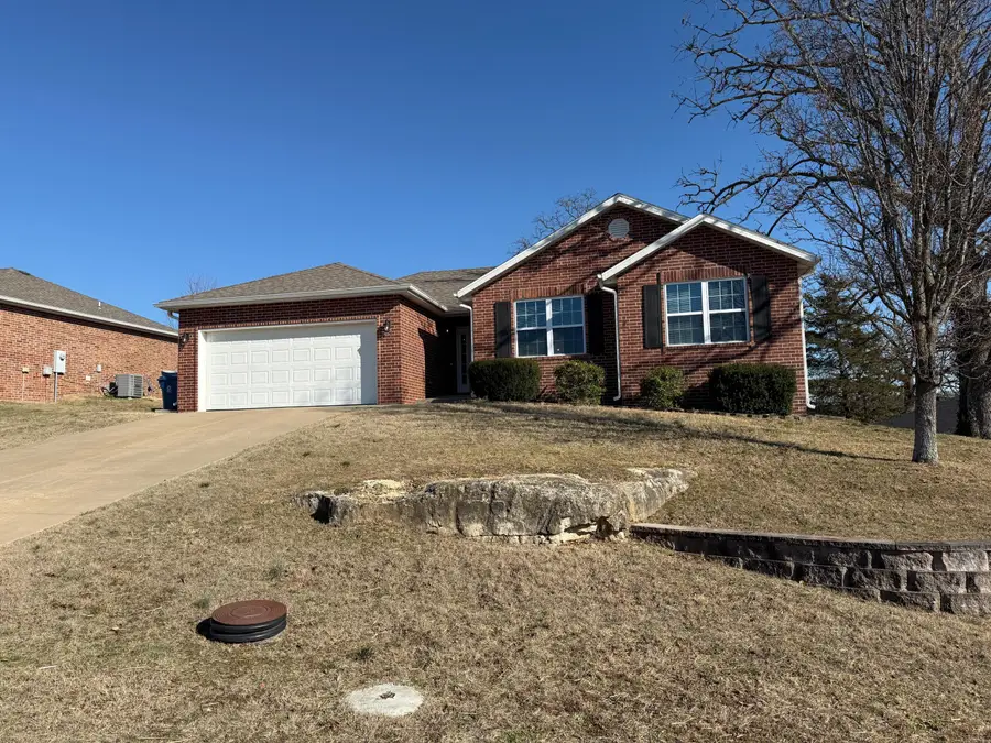 485 Hill Billy Lane, Hollister, MO 65672 - Image #2