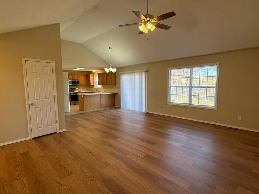 485 Hill Billy Lane, Hollister, MO 65672 - Image #3