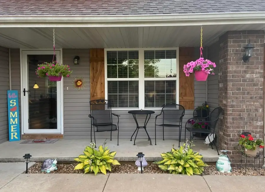 1463 S Tomahawk Avenue, Republic, MO 65738 - Image #2