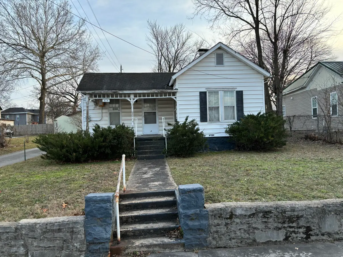 414 Pine Street, Carthage, MO 64836 - Image #1