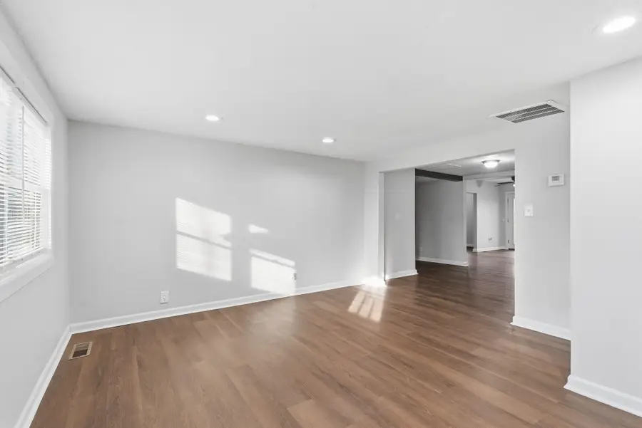 626 N Phelps Avenue, Republic, MO 65738 - Image #3