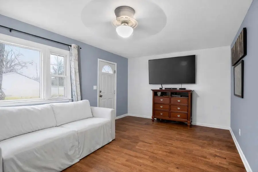 438 E Madison Street, Marshfield, MO 65706 - Image #2